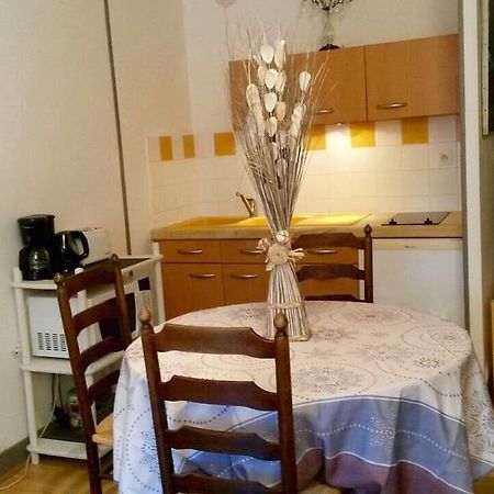 Teeraya Appartement Honfleur Buitenkant foto