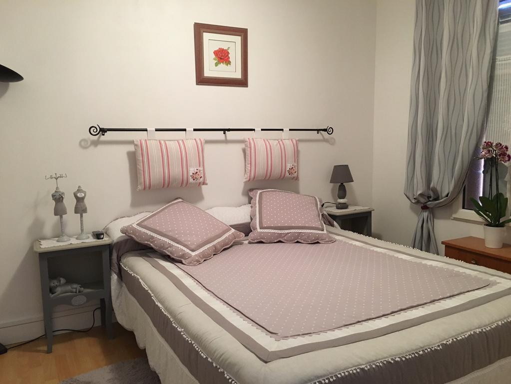 Teeraya Appartement Honfleur Buitenkant foto